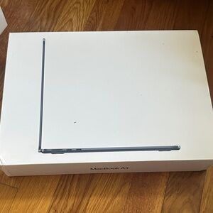 Apple MacBook Air 13 inch m4 chip brand new